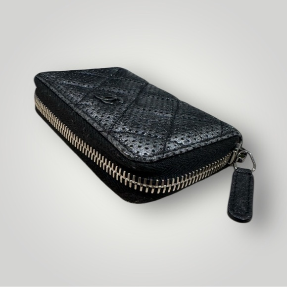 CHANEL Perforated Wallet / Card Case Full Set EUC! 🎁 - Picture 9 of 16